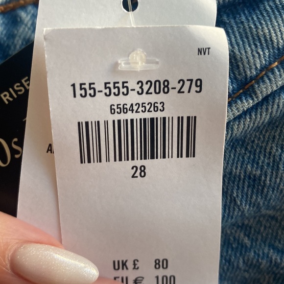 Curve Love High Rise 90s Relaxed Jean - Picture 6 of 6